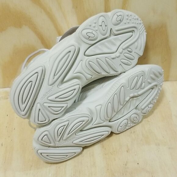 Adidas Originals Ozweego Casual Mens sz 6 1/2 , Wmn's 8 1/2 Sneakers Brand new - Picture 10 of 11